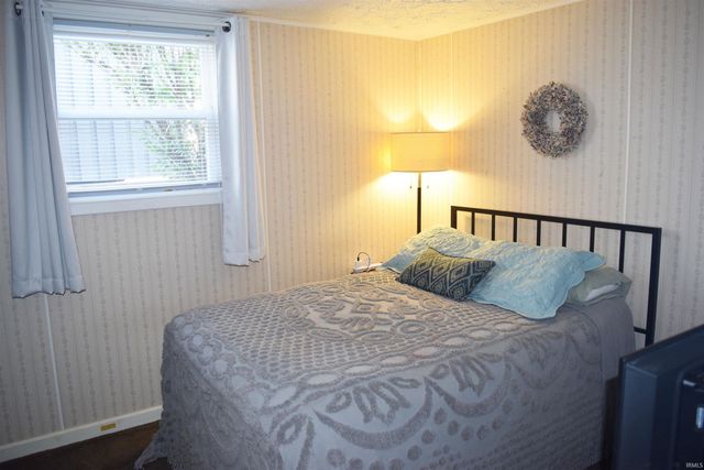 811 Hartford Court, Evansville, IN 47710