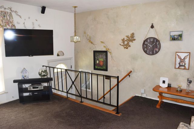 811 Hartford Court, Evansville, IN 47710