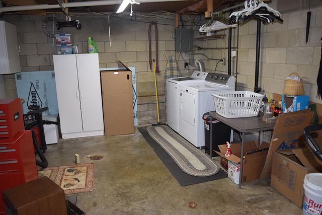 811 Hartford Court, Evansville, IN 47710