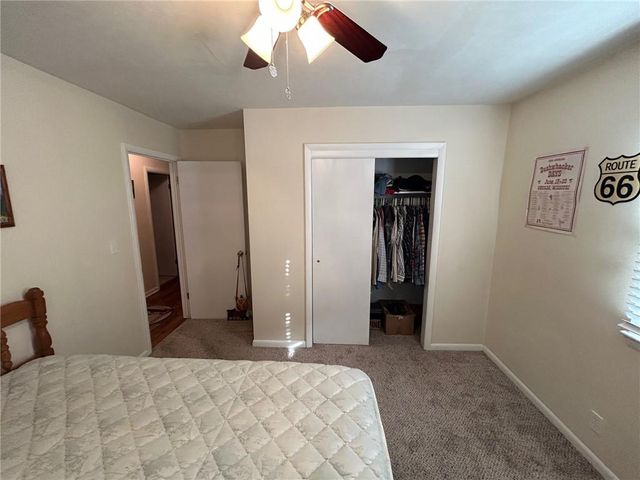 1833 N Cedar Street, Nevada, MO 64772