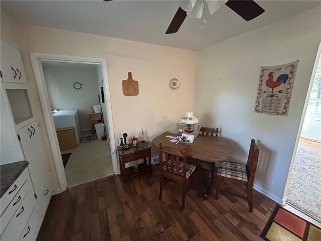 1833 N Cedar Street, Nevada, MO 64772