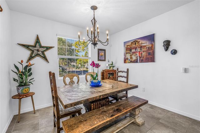 5284 6TH WAY N, St Petersburg, FL 33703