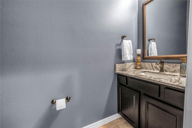 5284 6TH WAY N, St Petersburg, FL 33703