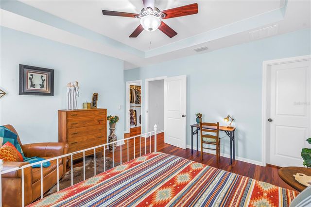 5284 6TH WAY N, St Petersburg, FL 33703