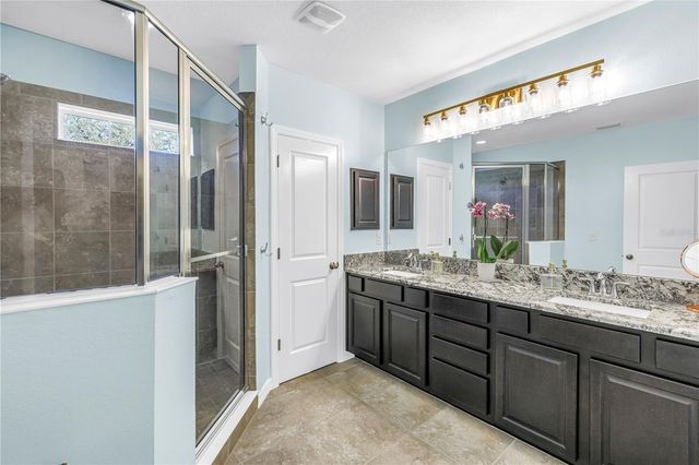 5284 6TH WAY N, St Petersburg, FL 33703