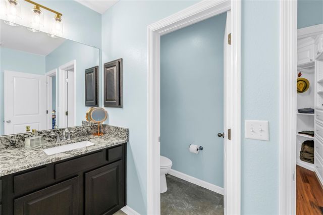 5284 6TH WAY N, St Petersburg, FL 33703