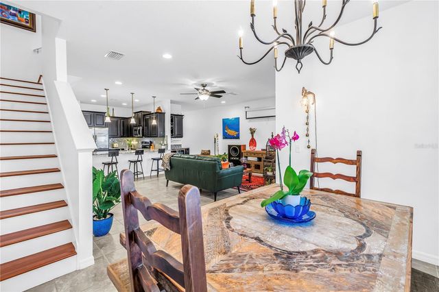 5284 6TH WAY N, St Petersburg, FL 33703