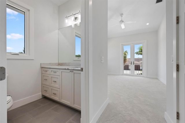 533 VENICE LANE, Sarasota, FL 34242