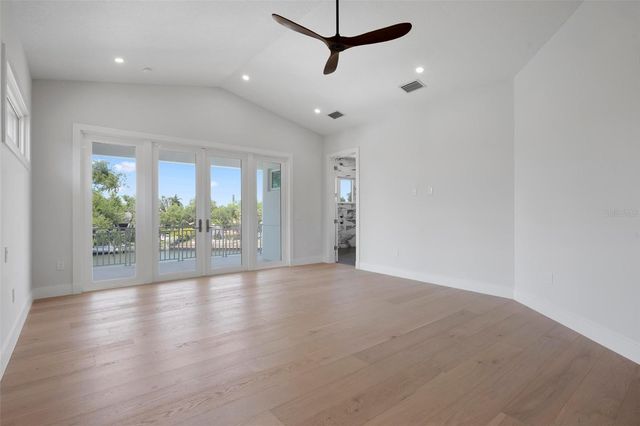 533 VENICE LANE, Sarasota, FL 34242