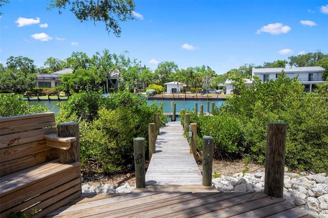 533 VENICE LANE, Sarasota, FL 34242