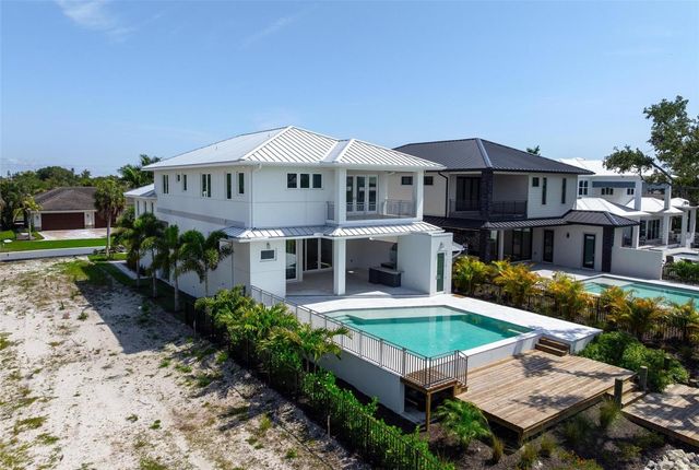 533 VENICE LANE, Sarasota, FL 34242
