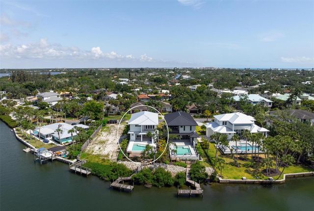 533 VENICE LANE, Sarasota, FL 34242