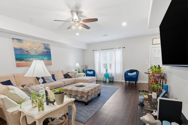 2921 Gillis Drive, Benton, AR 72015