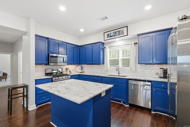 2921 Gillis Drive, Benton, AR 72015