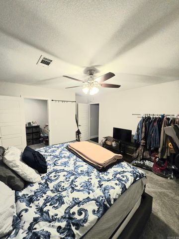 2921 Gillis Drive, Benton, AR 72015