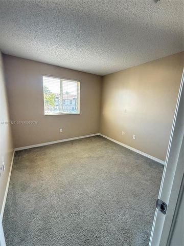 2359 SE 23rd Dr 2359, Homestead, FL 33035