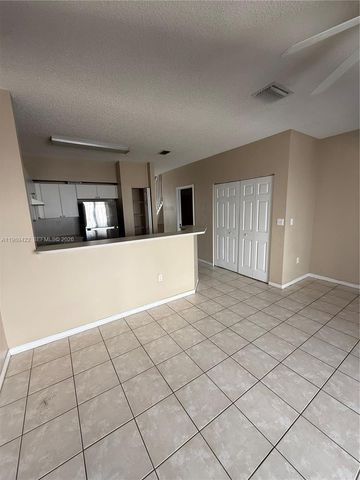 2359 SE 23rd Dr 2359, Homestead, FL 33035