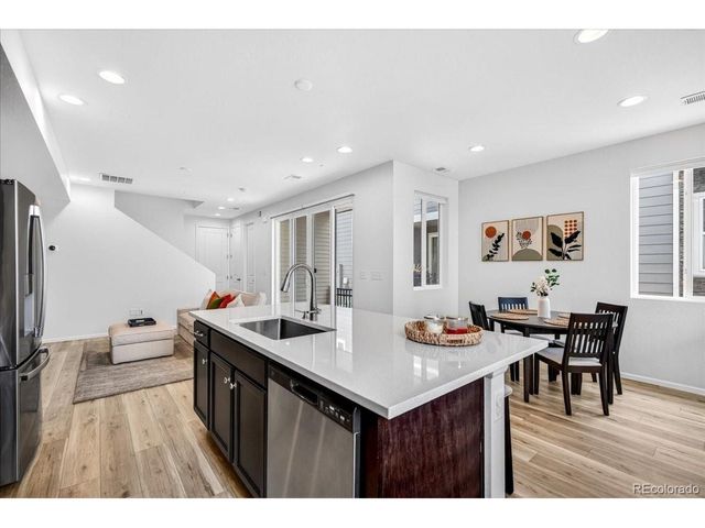 46 N Trussville St, Aurora, CO 80018