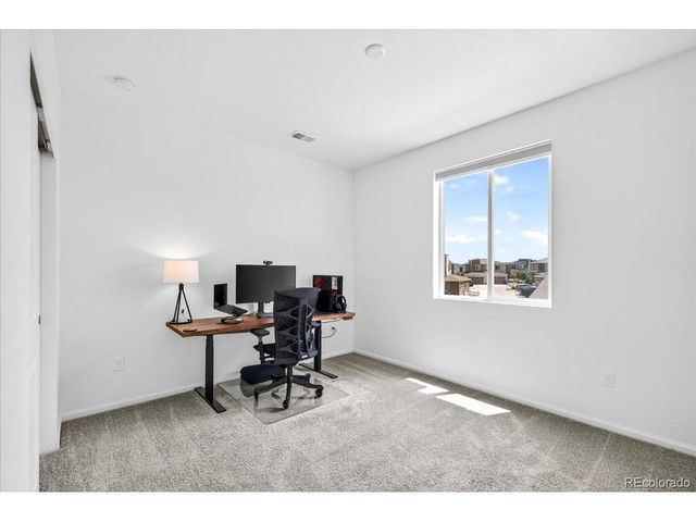 46 N Trussville St, Aurora, CO 80018
