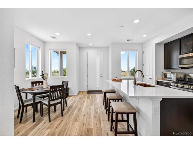46 N Trussville St, Aurora, CO 80018