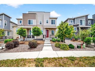 46 N Trussville St, Aurora, CO 80018