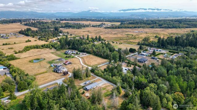 13812 Marihugh Road, Mount Vernon, WA 98273