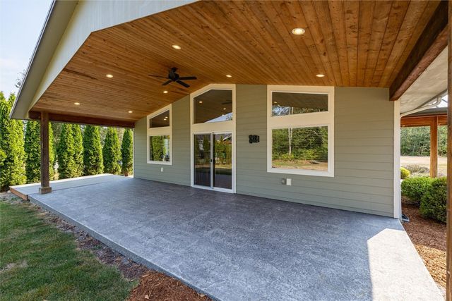 13812 Marihugh Road, Mount Vernon, WA 98273