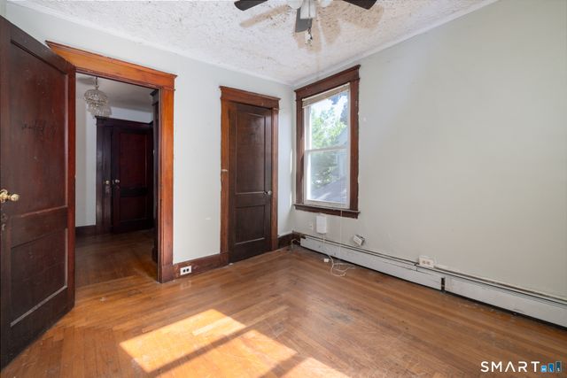 67 Hobart Street, New Haven, CT 06511