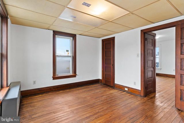 2041 GREENWOOD ST, Harrisburg, PA 17104