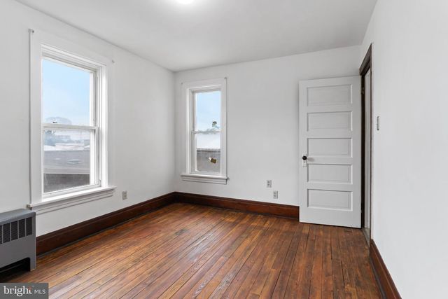 2041 GREENWOOD ST, Harrisburg, PA 17104