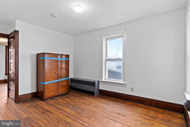 2041 GREENWOOD ST, Harrisburg, PA 17104