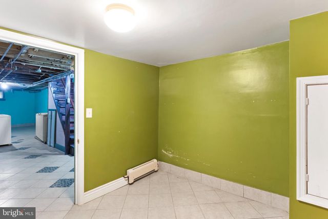 2041 GREENWOOD ST, Harrisburg, PA 17104