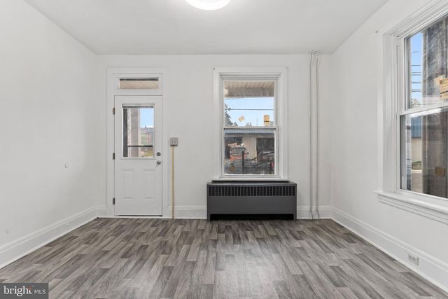 2041 GREENWOOD ST, Harrisburg, PA 17104