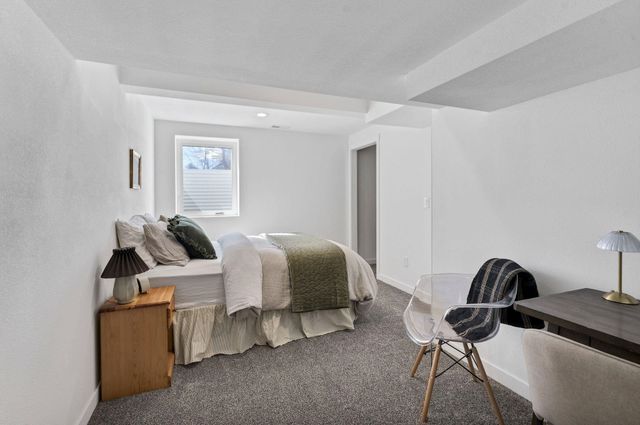 4323 E Cleveland Ave, Spokane, WA 99217