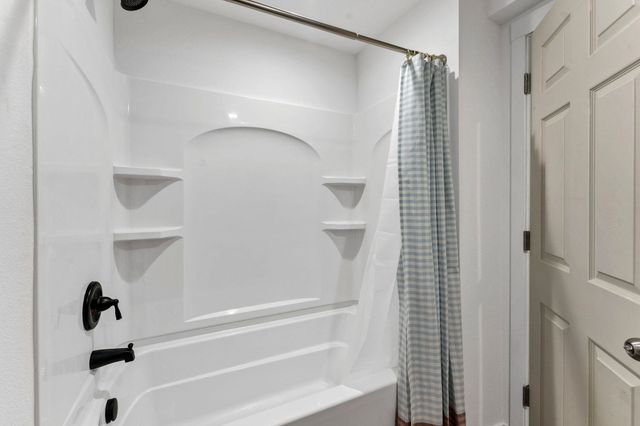 4323 E Cleveland Ave, Spokane, WA 99217