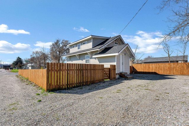 4323 E Cleveland Ave, Spokane, WA 99217