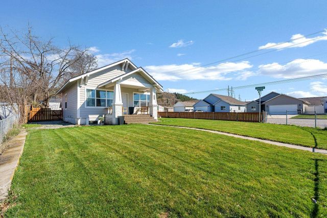 4323 E Cleveland Ave, Spokane, WA 99217