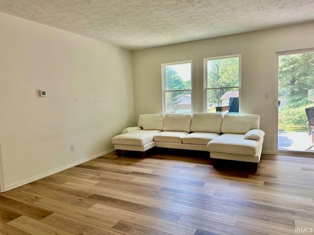 5927 S Phyllis Court, Bloomington, IN 47403