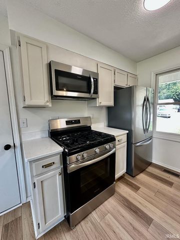 5927 S Phyllis Court, Bloomington, IN 47403