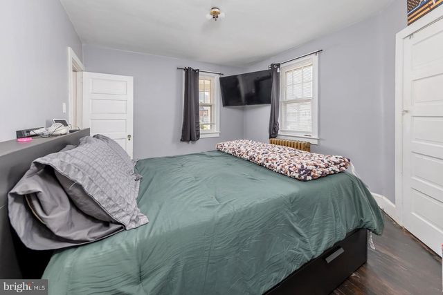 100 LINDERMAN AVE, Cherry Hill, NJ 08002