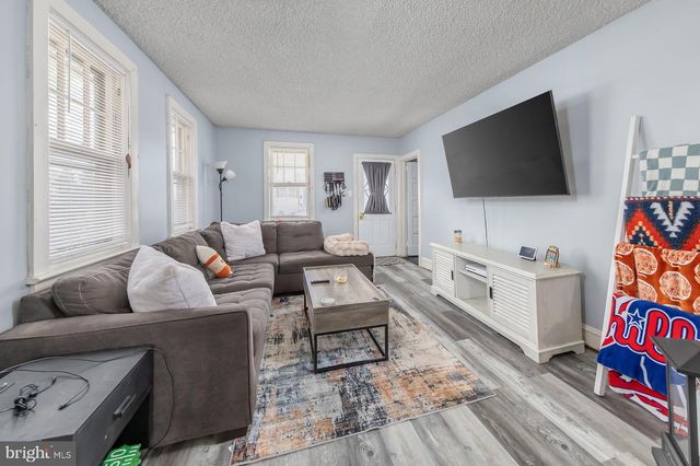 100 LINDERMAN AVE, Cherry Hill, NJ 08002