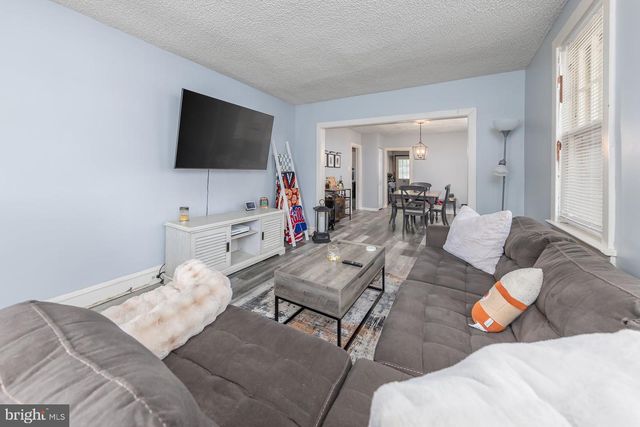 100 LINDERMAN AVE, Cherry Hill, NJ 08002