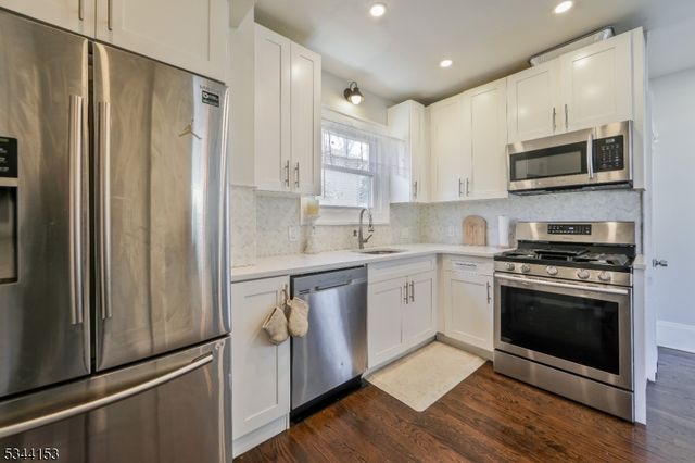 539 Kenwood Pl, Teaneck Twp., NJ 07666