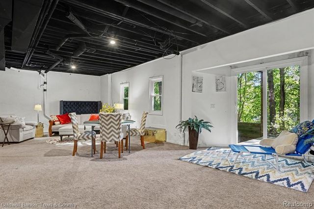 10802 Charring Cross Circle, Whitmore Lake, MI 48189