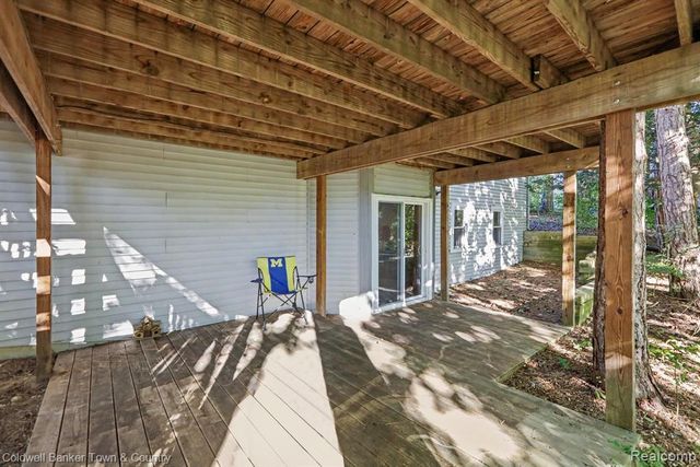10802 Charring Cross Circle, Whitmore Lake, MI 48189