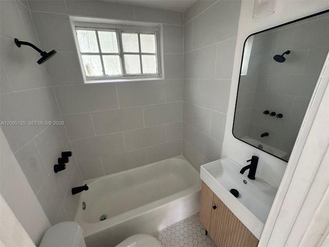553 NE 65th Street 2, Miami, FL 33138