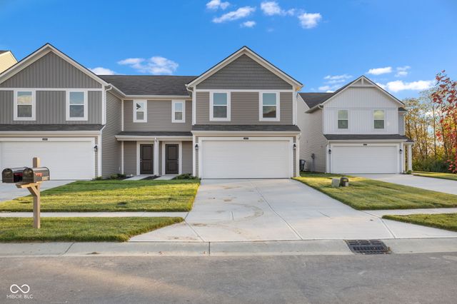 10807 Penwell Way, Indianapolis, IN 46235