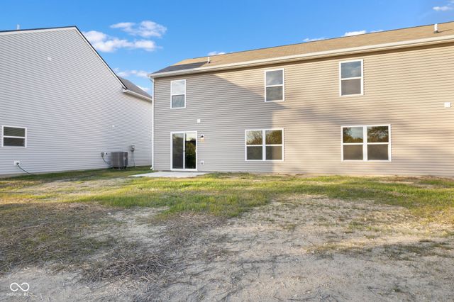 10807 Penwell Way, Indianapolis, IN 46235