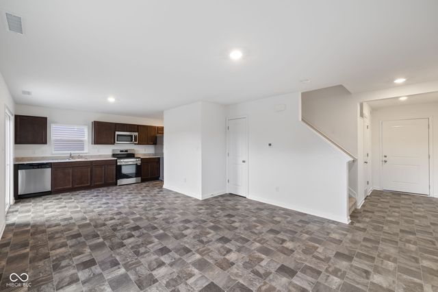 10807 Penwell Way, Indianapolis, IN 46235