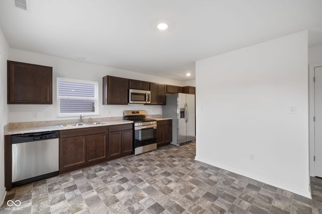 10807 Penwell Way, Indianapolis, IN 46235